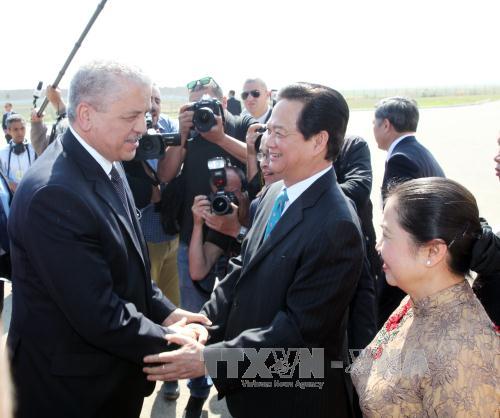 Thủ tướng Nguyễn Tấn Dũng bắt đầu thăm chính thức Algeria ảnh 1